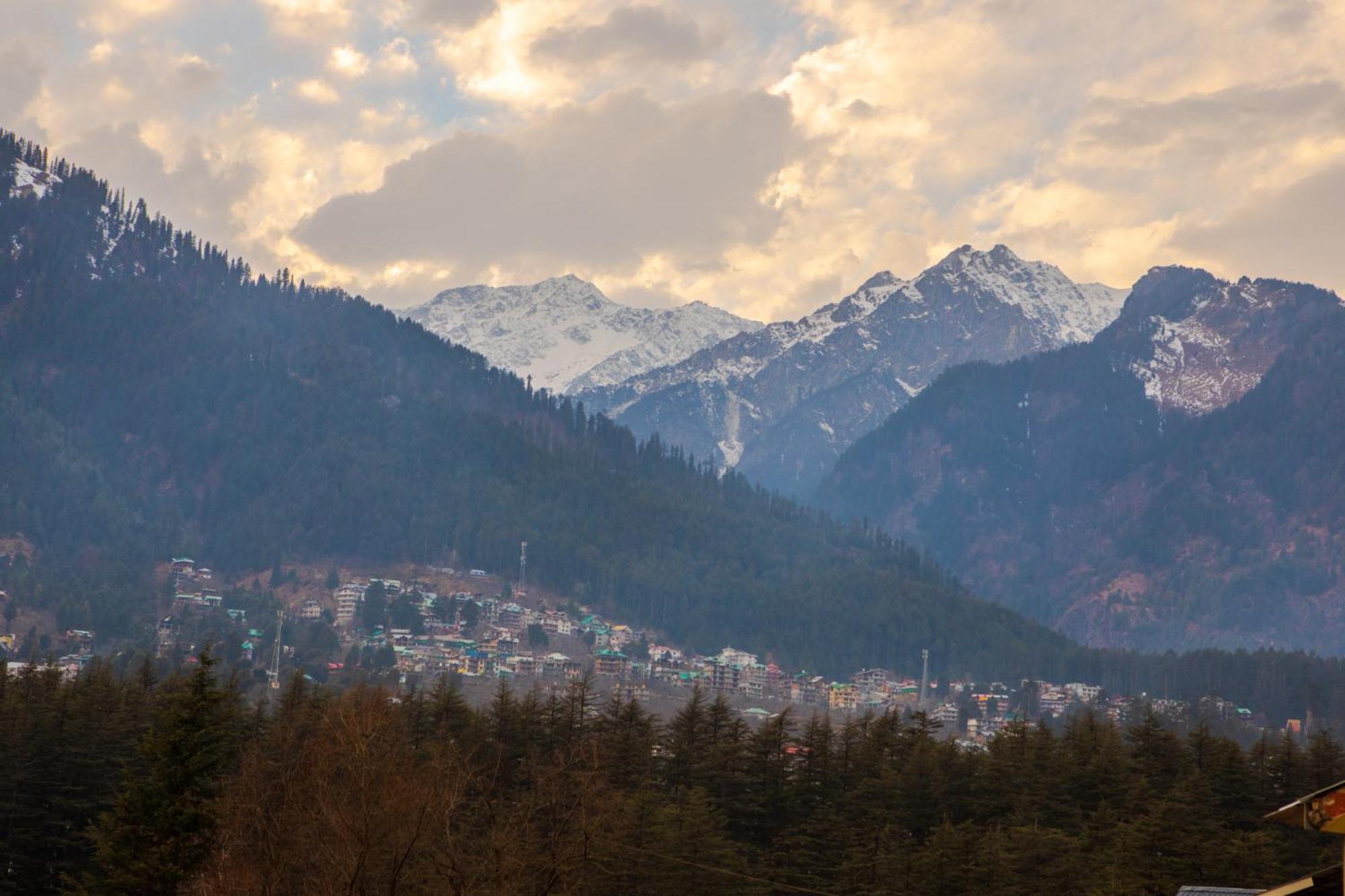 Hill River Resort - Central Heated & Air Cooled - Near Mall Road , Best Property Of Manali 2024- 2025 Exterior foto